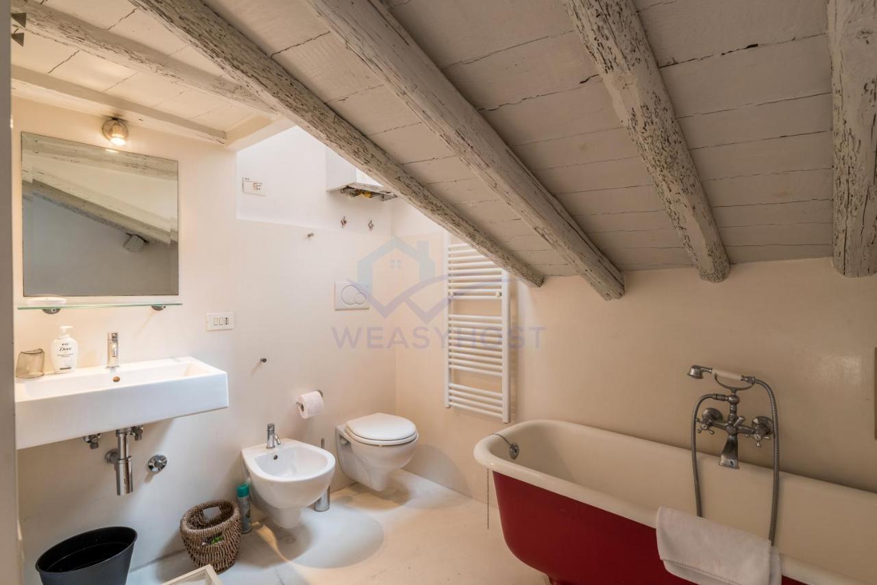 Cozy Entire Apt Close To Piazza Trilussa Рим Екстер'єр фото