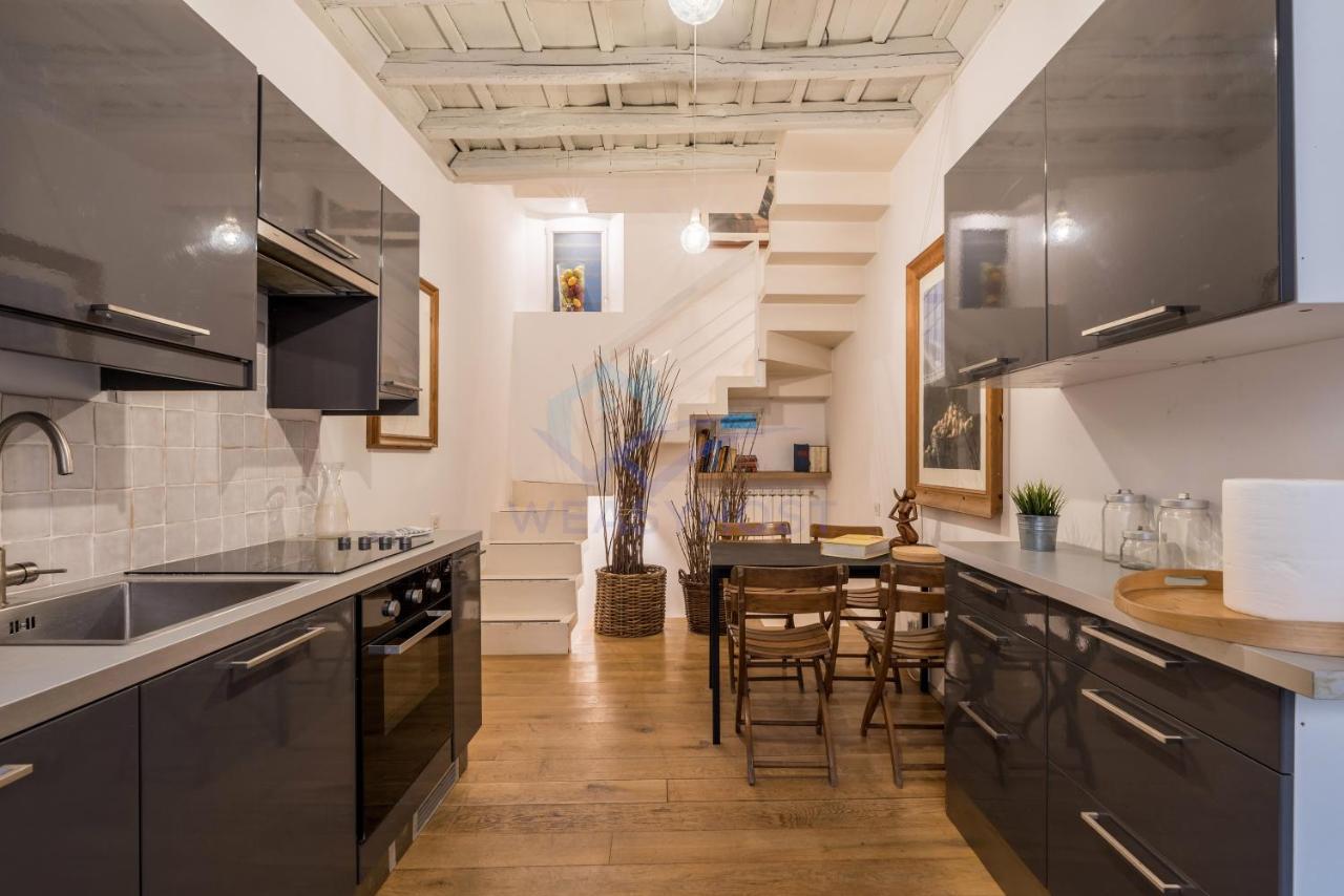 Cozy Entire Apt Close To Piazza Trilussa Рим Екстер'єр фото